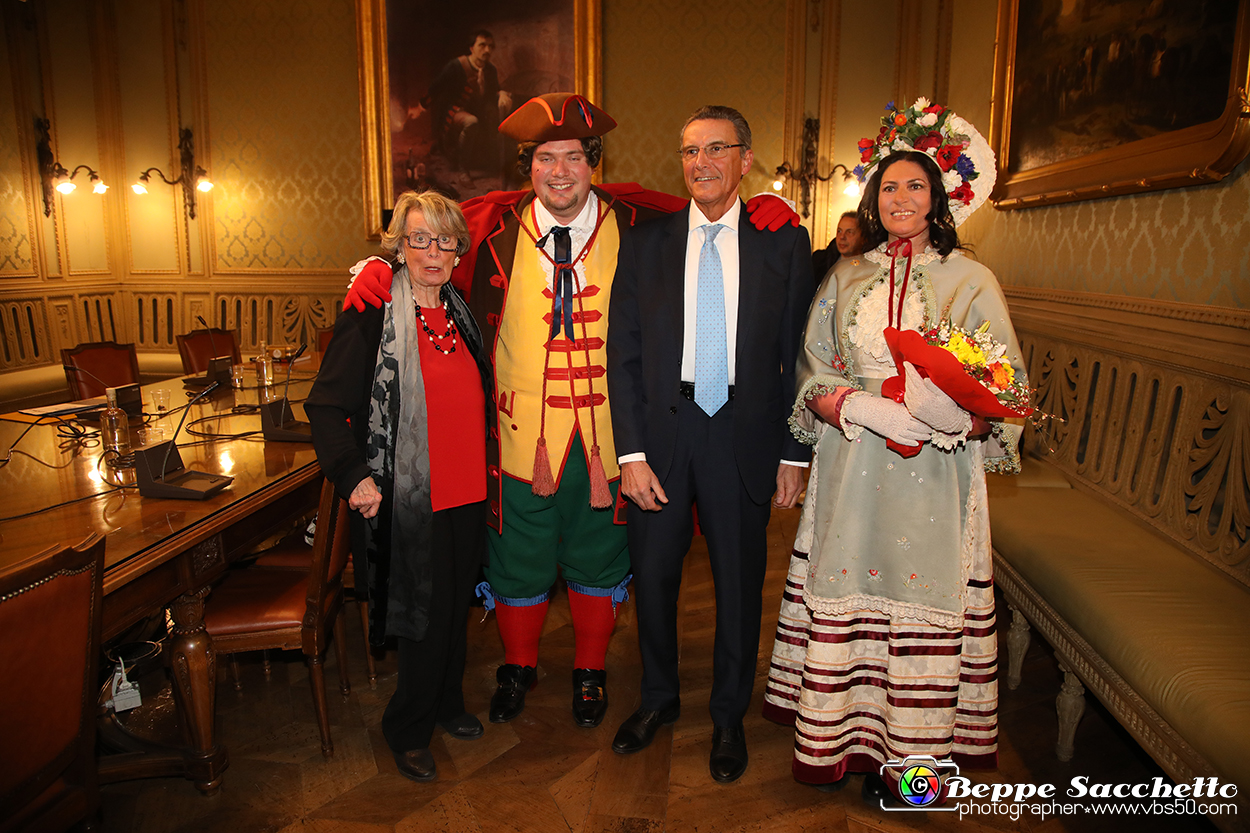 VBS_3697 - Investitura Ufficiale Gianduja e Giacometta Famija Turineisa - Carnevale di Torino 2024.jpg